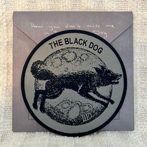 Taylor Swift Limited Edition The Black Dog Patch + Artifacts Envelope